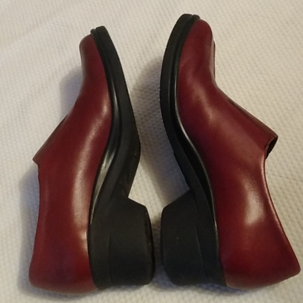 Mephisto Red Leather Slip-On Shoes 7.5 - Picture 4 of 8